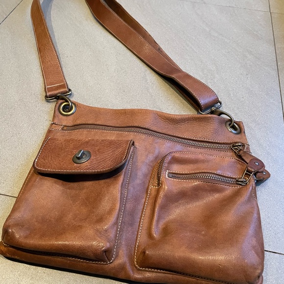 Roots Leather Purse - Picture 2 of 3